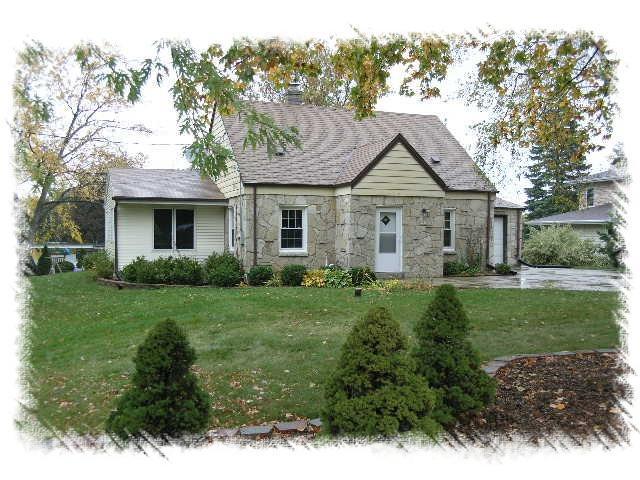 18130 W Midland Pl, Brookfield, WI 53045