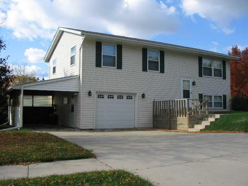 354 Victor Dr., Hartford, WI 53027