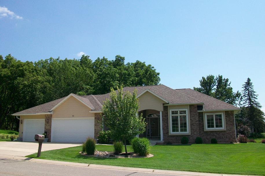 3010 Baier Ln., La Crosse, WI 54601
