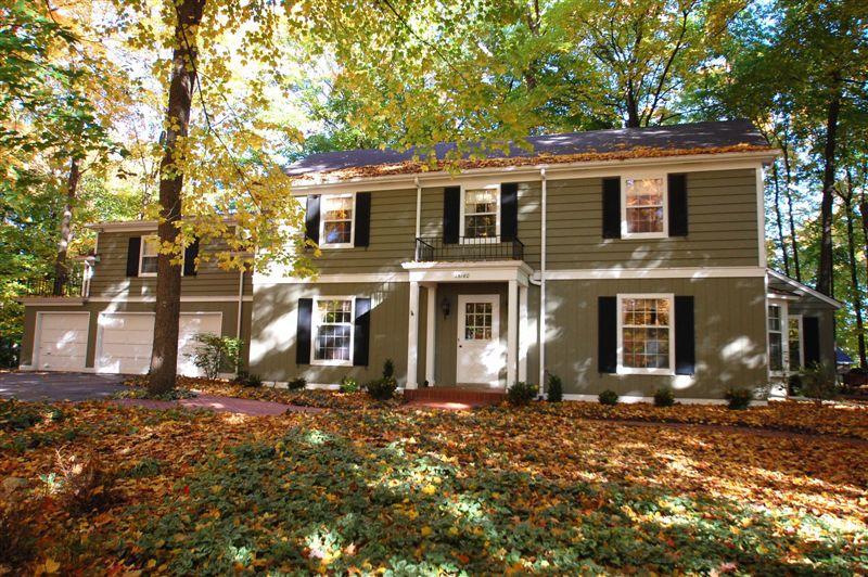 15160 Kings Ridge Ct., Brookfield, WI 53005