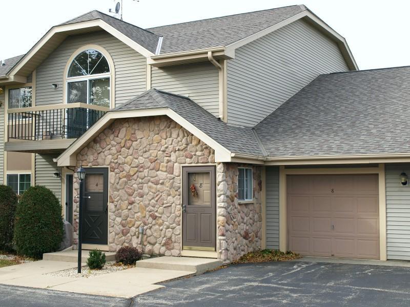 328 E Washington St. #8, Slinger, WI 53086