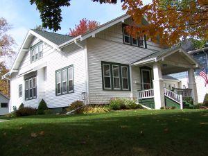 940 Lincoln Blvd., Manitowoc, WI 54220