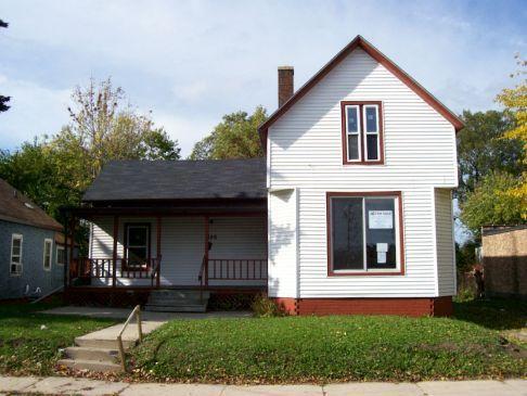 826 Forest St., Racine, WI 53404