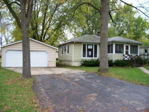 6418 244th Ave, Paddock Lake, WI 53168