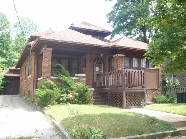 1629 Charles St., Racine, WI 53404