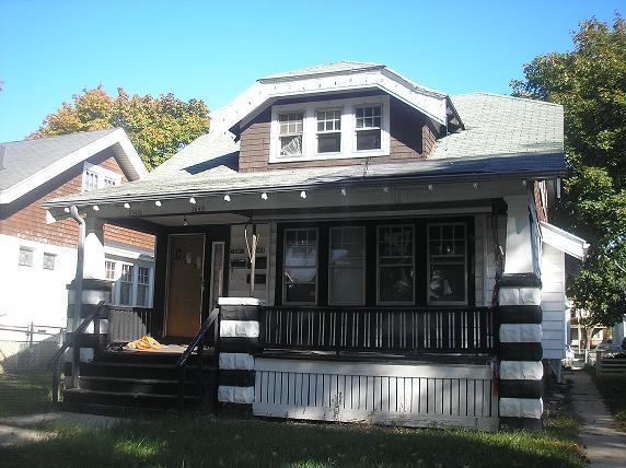 3040 N 37th St #3042, Milwaukee, WI 53210