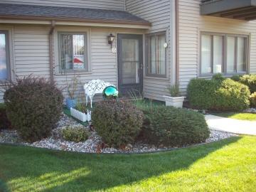 1020 Prairie Dr. #15 L, Mount Pleasant, WI 53406