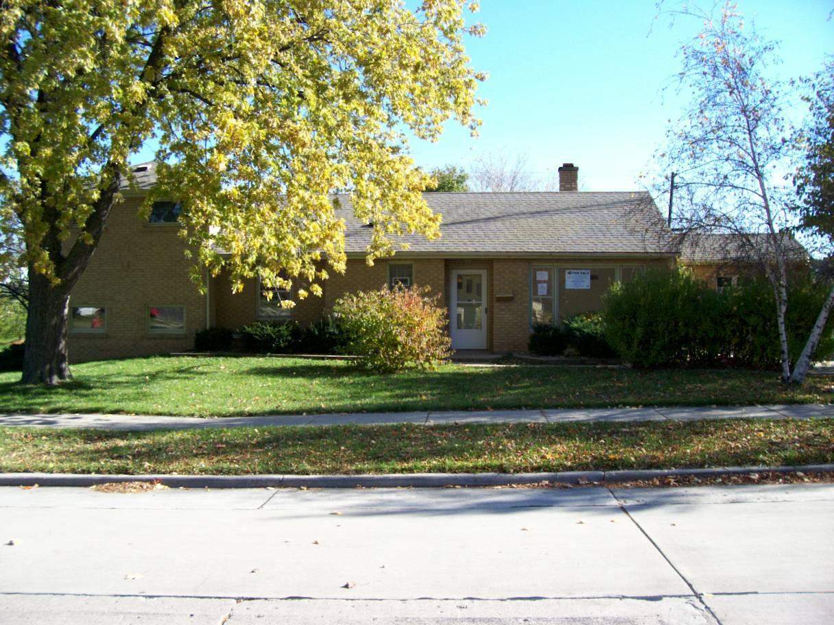 5303 52nd Ave., Kenosha, WI 53144