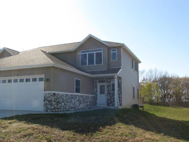 231 Nordic Ln, Slinger, WI 53086