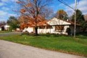 926 W Glen River Rd., Glendale, WI 53217