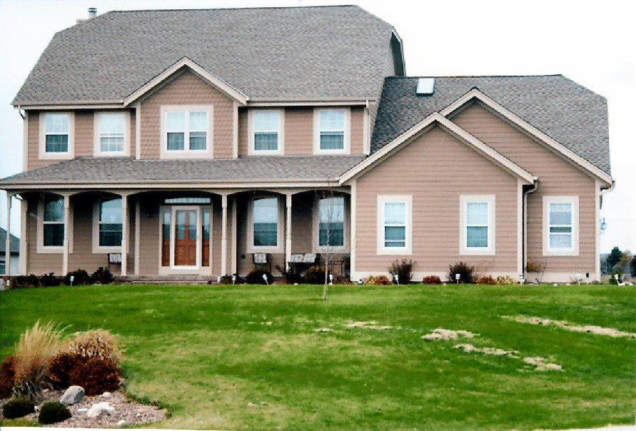 N66W34306 Primrose Cir., Oconomowoc, WI 53066
