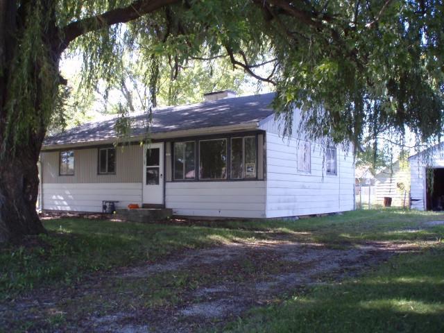 7273 S 36th St, Franklin, WI 53132