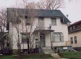 3726 W Fairmount Ave, Milwaukee, WI 53209