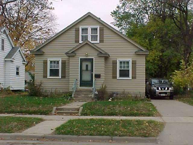 1217 S 19th St., La Crosse, WI 54601