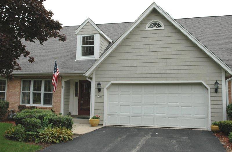 15180 Marilyn Dr., Elm Grove, WI 53122