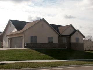 1053 Fieldstone Dr., Hartford, WI 53027