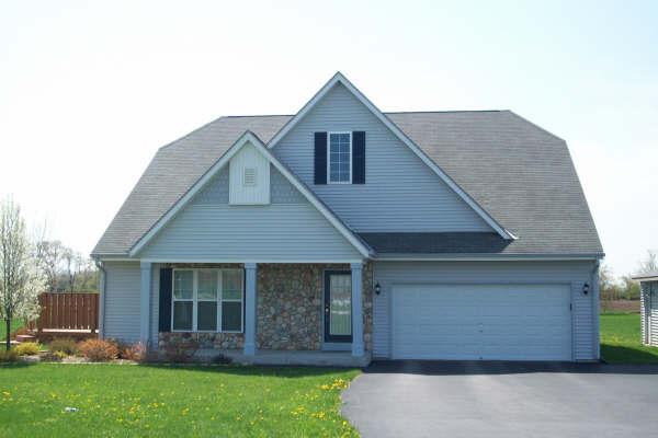 S73W33215 Milos Way, Mukwonago, WI 53149