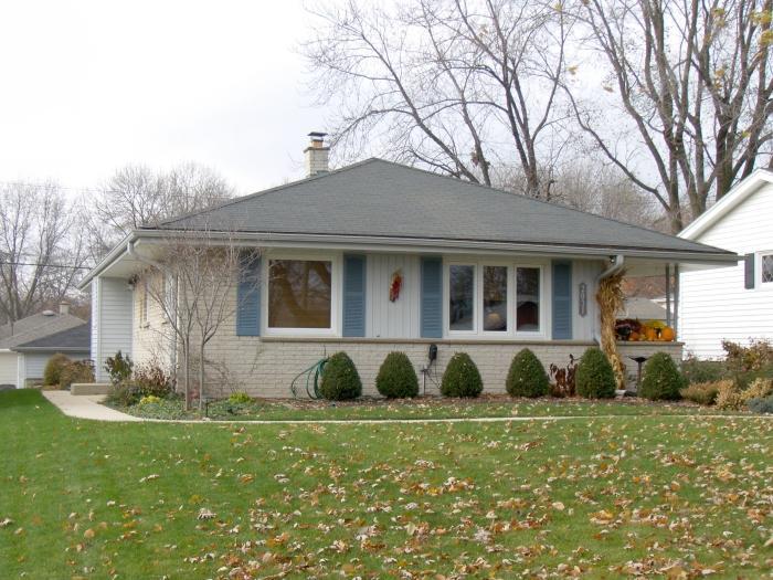 2031 N 116th St., Wauwatosa, WI 53226