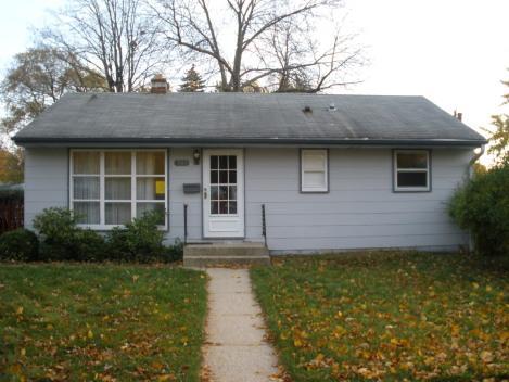 7013 W Tallmadge Ct., Milwaukee, WI 53218