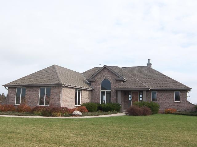 5250 Lakeview Ridge Rd., Belgium, WI 53004