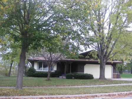 536 High St., Pewaukee, WI 53072