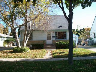 5868 N 78th St., Milwaukee, WI 53218