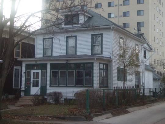 318 8th St., La Crosse, WI 54601