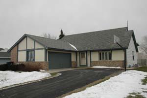 8711 W Green Brook Dr., Milwaukee, WI 53224