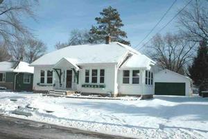 315 S Elm St., Oconomowoc, WI 53066
