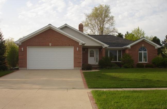 818 Estate Dr., Twin Lakes, WI 53181