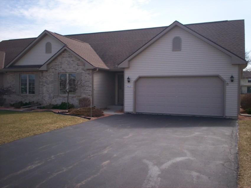 4825 Kingdom Ct., Caledonia, WI 53402