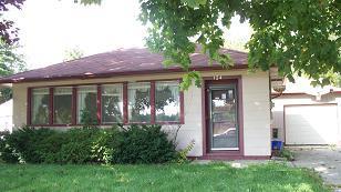 124 Jefferson St., Oconomowoc, WI 53066