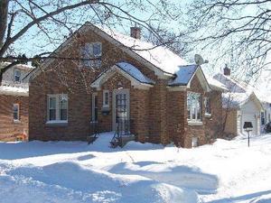 2713 Clark St., Manitowoc, WI 54220