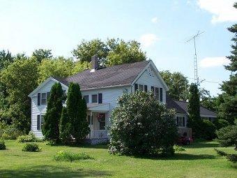 W7776 Stateline Rd., Sharon, WI 53585