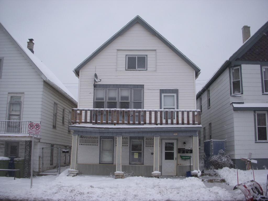 2408 S 6th St., Milwaukee, WI 53215