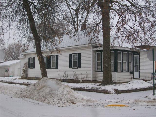 830 St James, La Crosse, WI 54603
