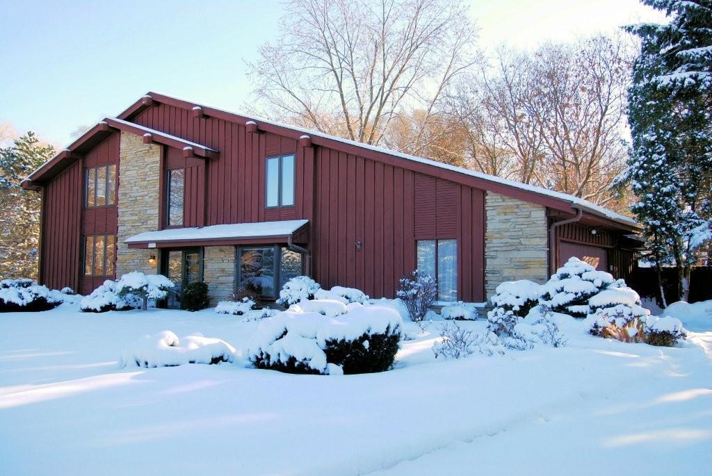 8735 W Meadow Ln., Franklin, WI 53132