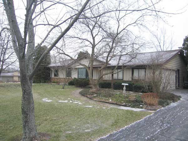 6021 Leeward Ln., Caledonia, WI 53402