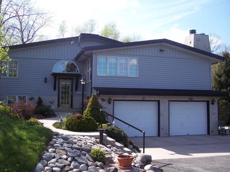 N6054 Hillcrest Dr., Plymouth, WI 53073
