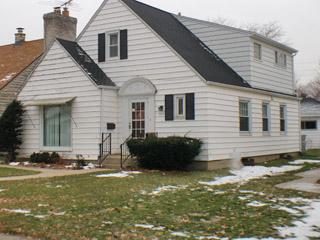 3953 S 2nd St., Milwaukee, WI 53207