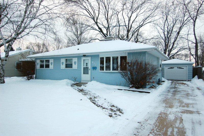 612 Pleasant, West Bend, WI 53095