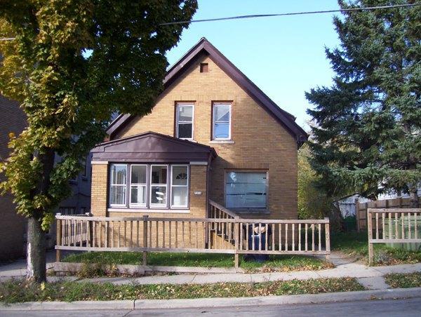 3214 W Pierce St #A, Milwaukee, WI 53215