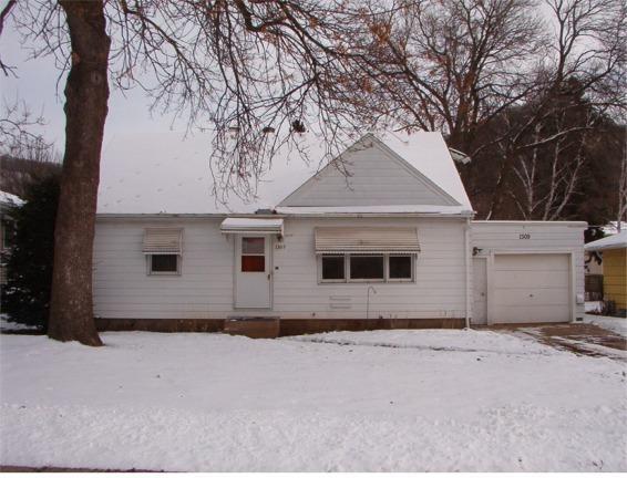 1309 S 29th St., La Crosse, WI 54601
