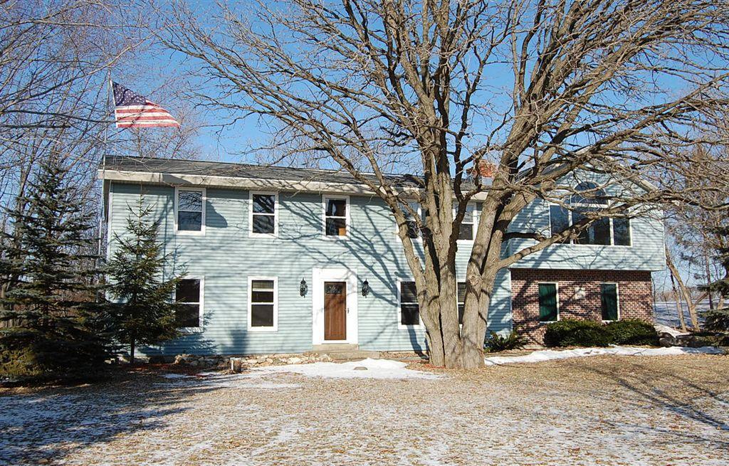 S77W32784 Country Ln., Mukwonago, WI 53149