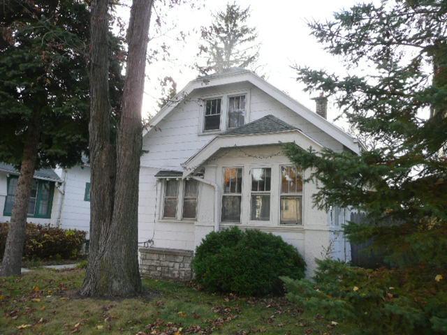 5273 N 37th St, Milwaukee, WI 53209