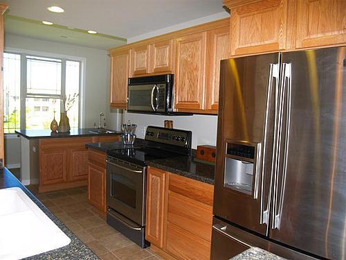 8645 S Deerwood Ln., Franklin, WI 53132