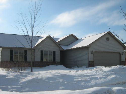 401 Webster Pl., West Bend, WI 53095