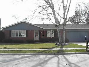 1039 E Crescent Dr., Manitowoc, WI 54220