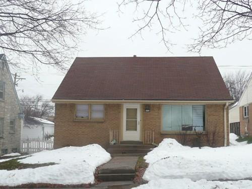 8408 W Keefe, Milwaukee, WI 53222