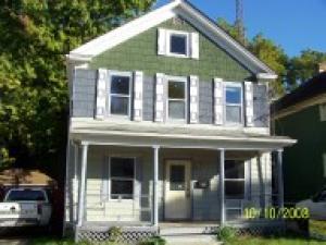 407 Park View Dr., Racine, WI 53404